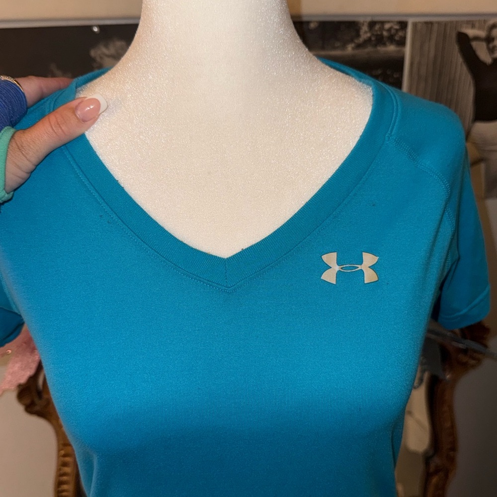 Under Armour Compression V Neck - Picture 2 of 4